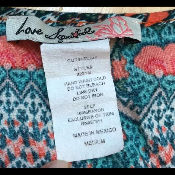 Aztec tribal and lace crochet crop top, M. - Picture 5 of 5